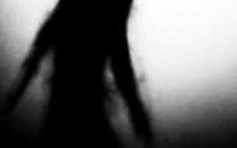 女人梦到鬼了有什么预兆,女人睡觉做鬼梦是什么兆头