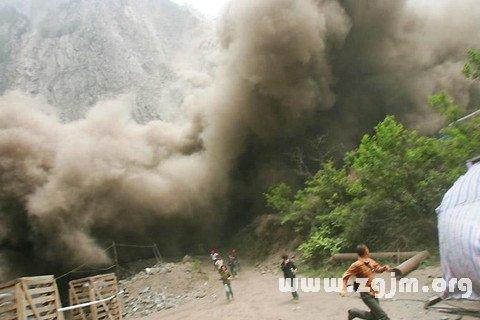 梦见地裂地陷逃生成功：梦见地面塌陷逃生成功预示着什么