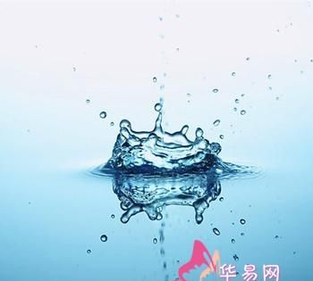 梦见水