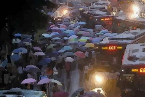 梦见大雨淋湿自己全身：梦见下大雨淋得全身被湿