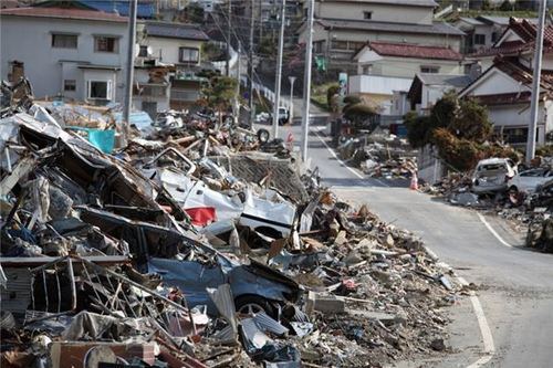 做梦梦见地震逃跑是什么意思