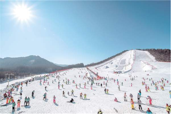 女人梦见下雪好不好,已婚女人梦见下大雪是什么预兆周公解梦图8