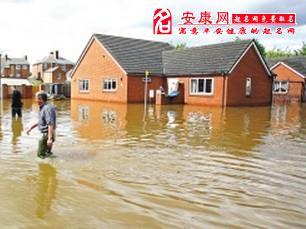 做梦梦下大雨发大水