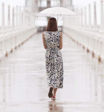 女人梦见下大雨,女人梦见下大雨是什么意思图6