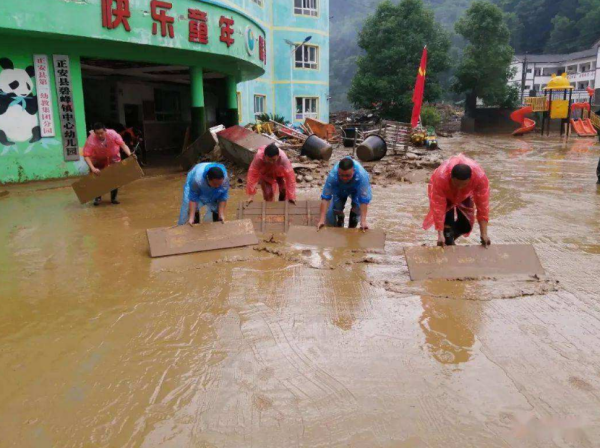 龙舟水凶猛,夏季风降水形成及成因图2