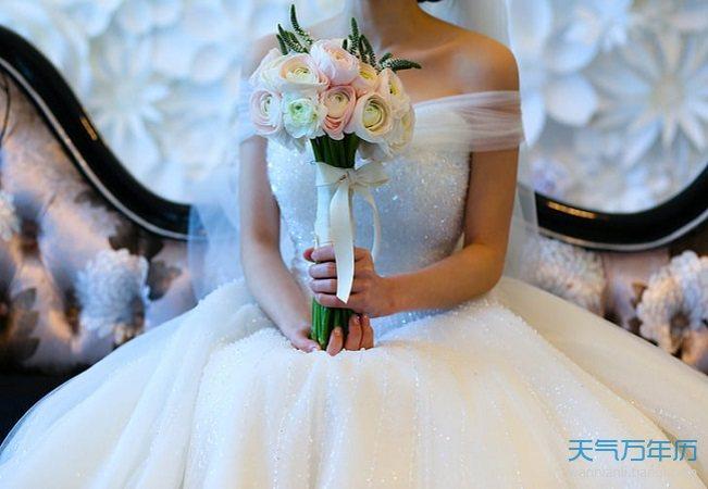 梦见女友跟别人结婚了是什么意思