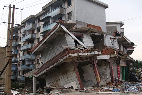 梦见大楼倒塌是什么征兆,梦见地震楼房倒塌是什么征兆图3