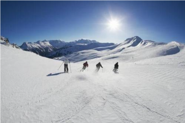 女人梦见厚厚的白雪,女人梦见白茫茫的雪景一点也不冷图3