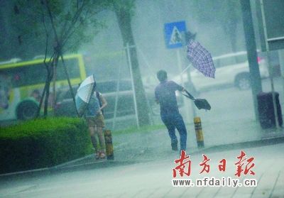 梦见狂风暴雨发大水是什么意思