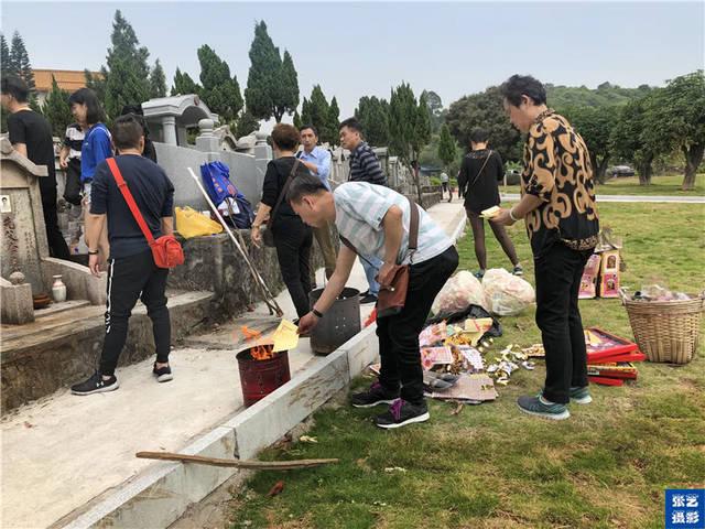 梦见他人祭祀预示什么