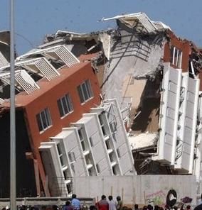 梦到地震楼房倒塌预示什么