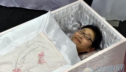 梦见躺在棺材里是什么意思有什么预兆
