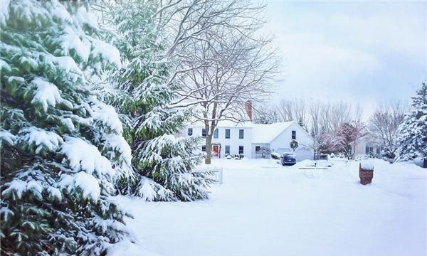 女人梦见下雪是什么意思佛滔