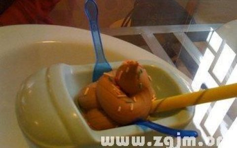 梦见拉屎被别人看见了,梦见拉屎被别人看见