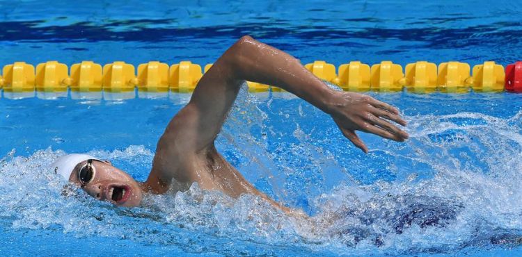 奥运会里的游泳比赛最长的距离是多少米啊