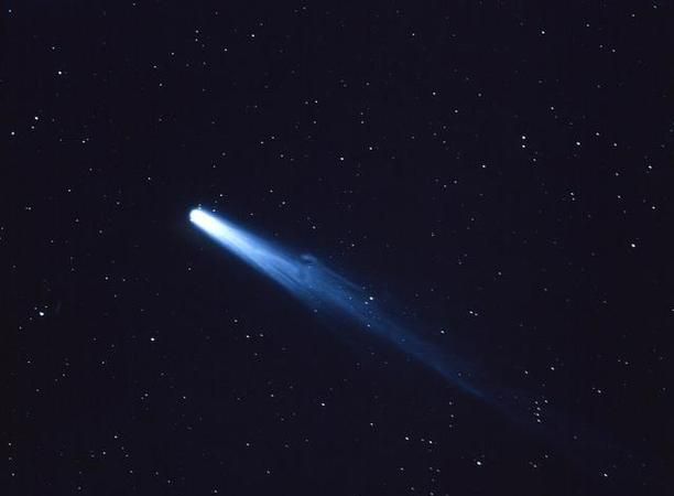 著名的哈雷彗星命名源于什么
