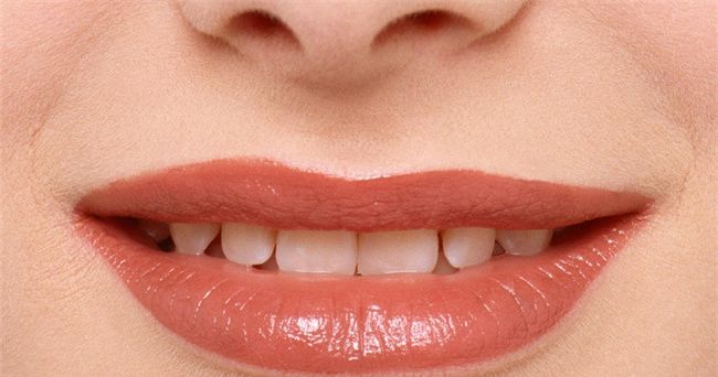 薄嘴唇和厚嘴唇的区别，嘴唇薄的人和嘴唇厚的人有哪些不一样图3
