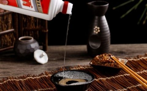 梦见朋友给老公两瓶酒是什么意思