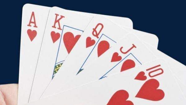 老式纸牌怎么玩,多人纸牌游戏有哪些玩法图1