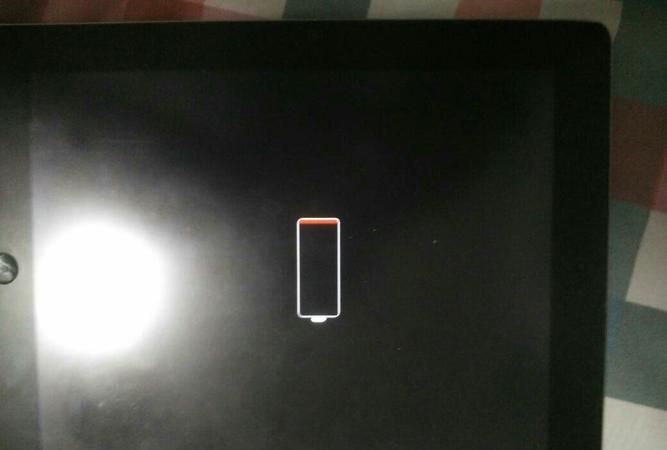 苹果平板ipad显示不在充电怎么办