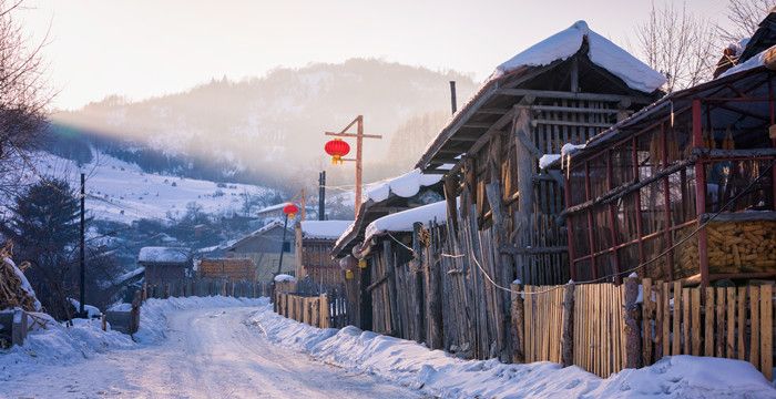 梦见下雪了意味着什么，梦见外面下雪了是什么意思图1