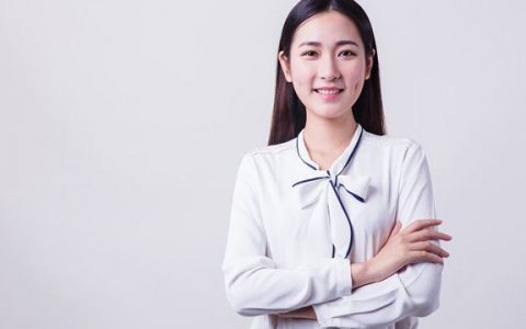 总梦见一个人是什么原因，睡觉经常梦见一个人是什么原因