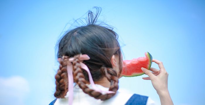 已婚女人梦见吃西瓜很甜，已婚女人梦见自己吃西瓜子图2