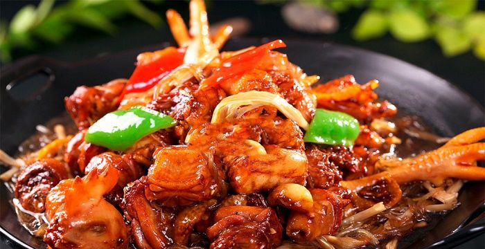 梦见烧鸡但没吃，梦见吃鸡肉但是没吃的预兆是什么图1