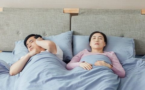 梦见自己的身体被别人摸