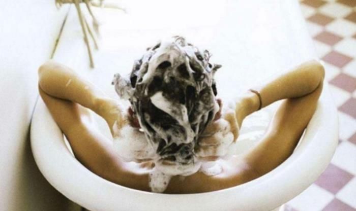 梦见自己给自己洗头发有什么征兆吗