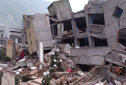 梦见地震自家房子倒了有什么预兆是什么意思啊
