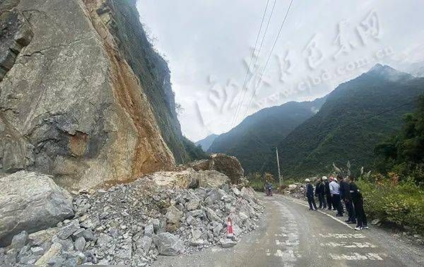 梦见车祸现场碎尸遍地血流成河