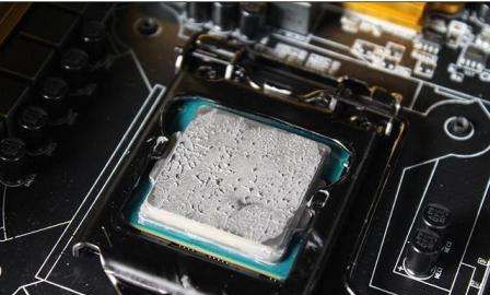 cpu硅胶是什么,给CPU散热器上涂的一层胶叫什么东西图2