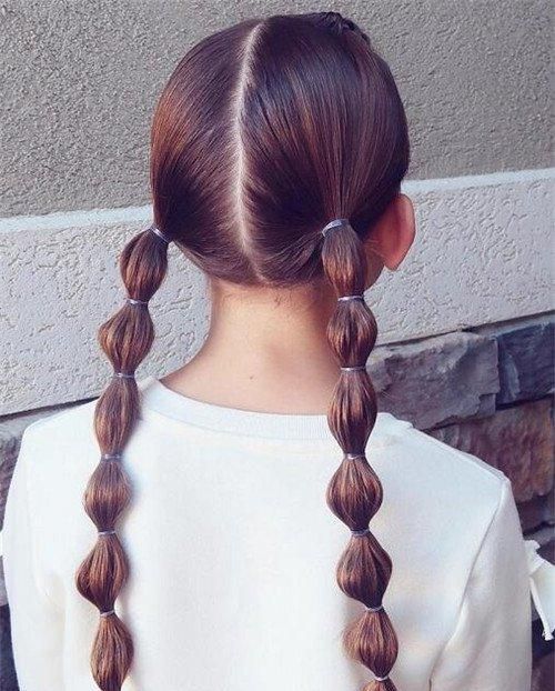 幼儿园小女孩发型绑扎方法
