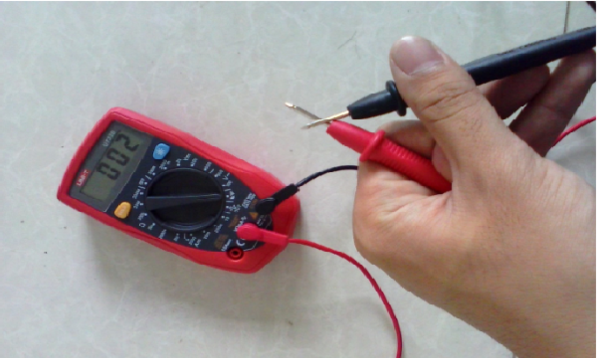 交流电压怎么测量,高中物理多用电表测电阻实验图4