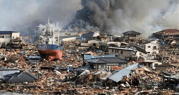 女人梦见地震并且顺利逃生